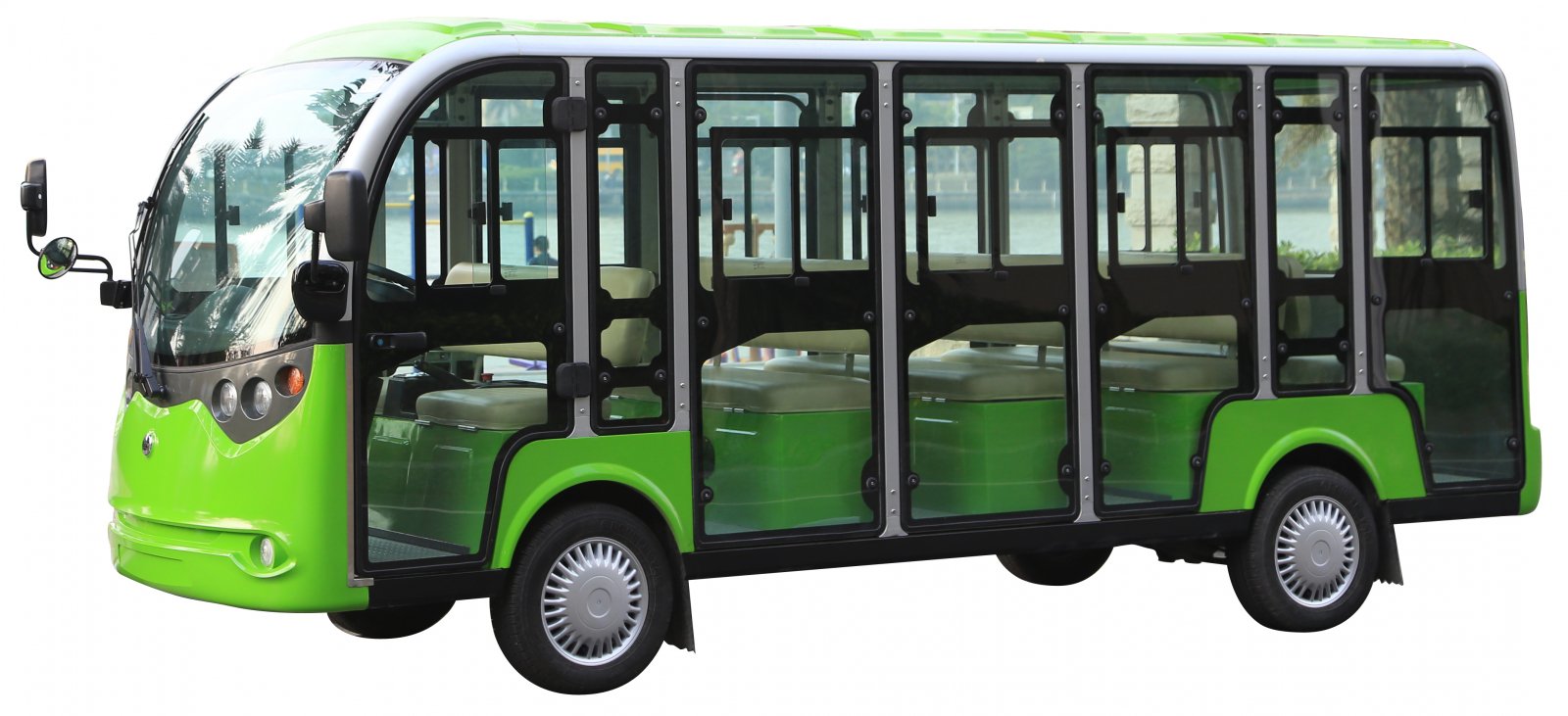 VEER‑EV MiB‑14S in use at a resort or park